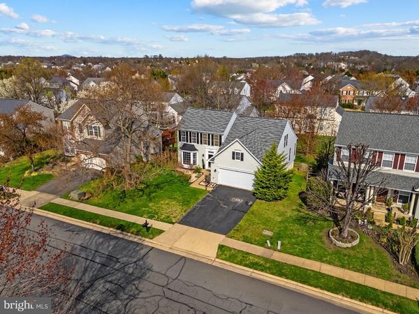 18700 POTOMAC STATION DRIVE, LEESBURG, VA 20176