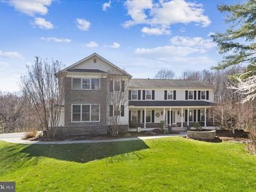 3201 HISTORY DRIVE, OAKTON, VA 22124