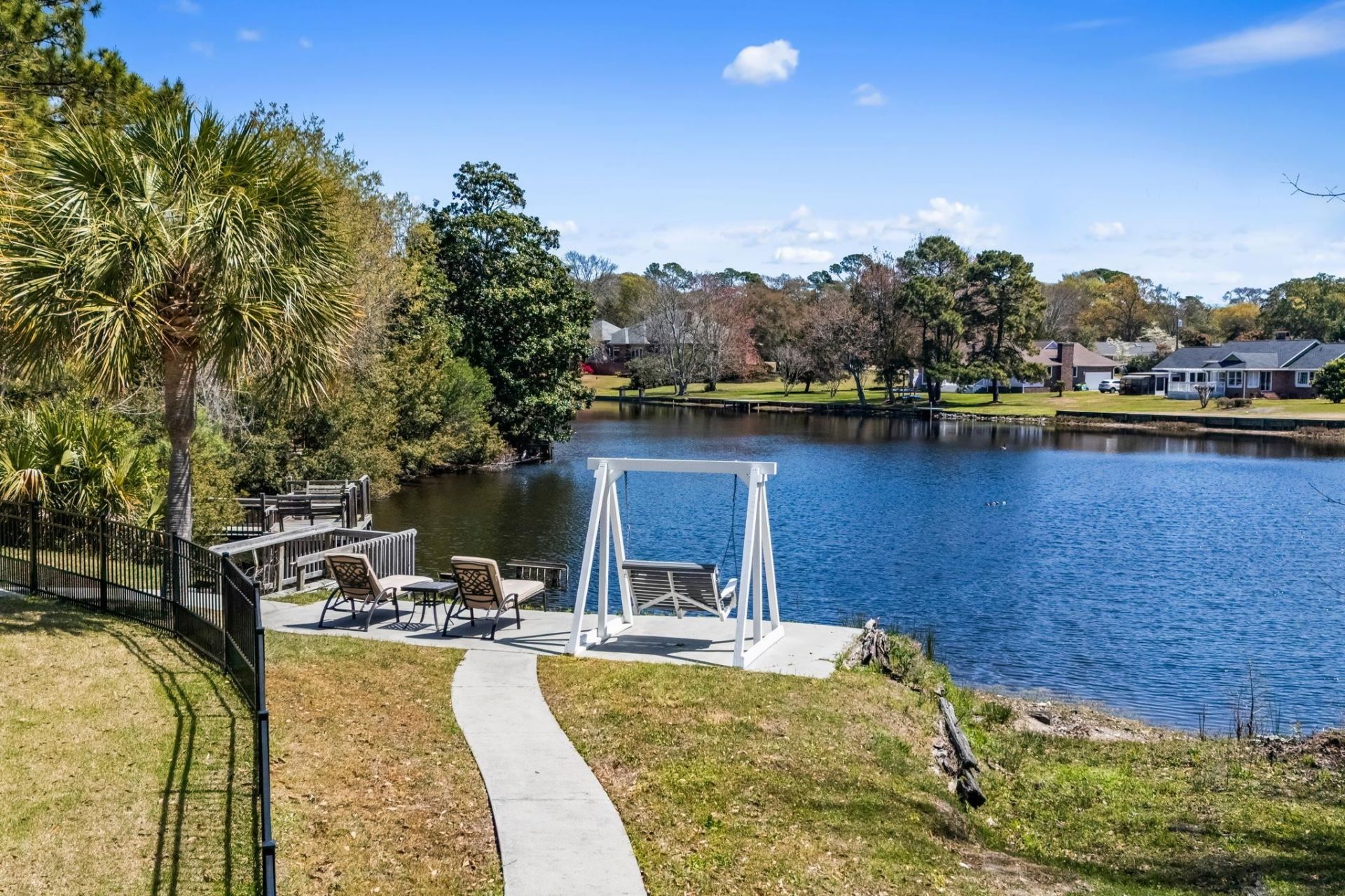 800 Tillson Rd. Photo 4