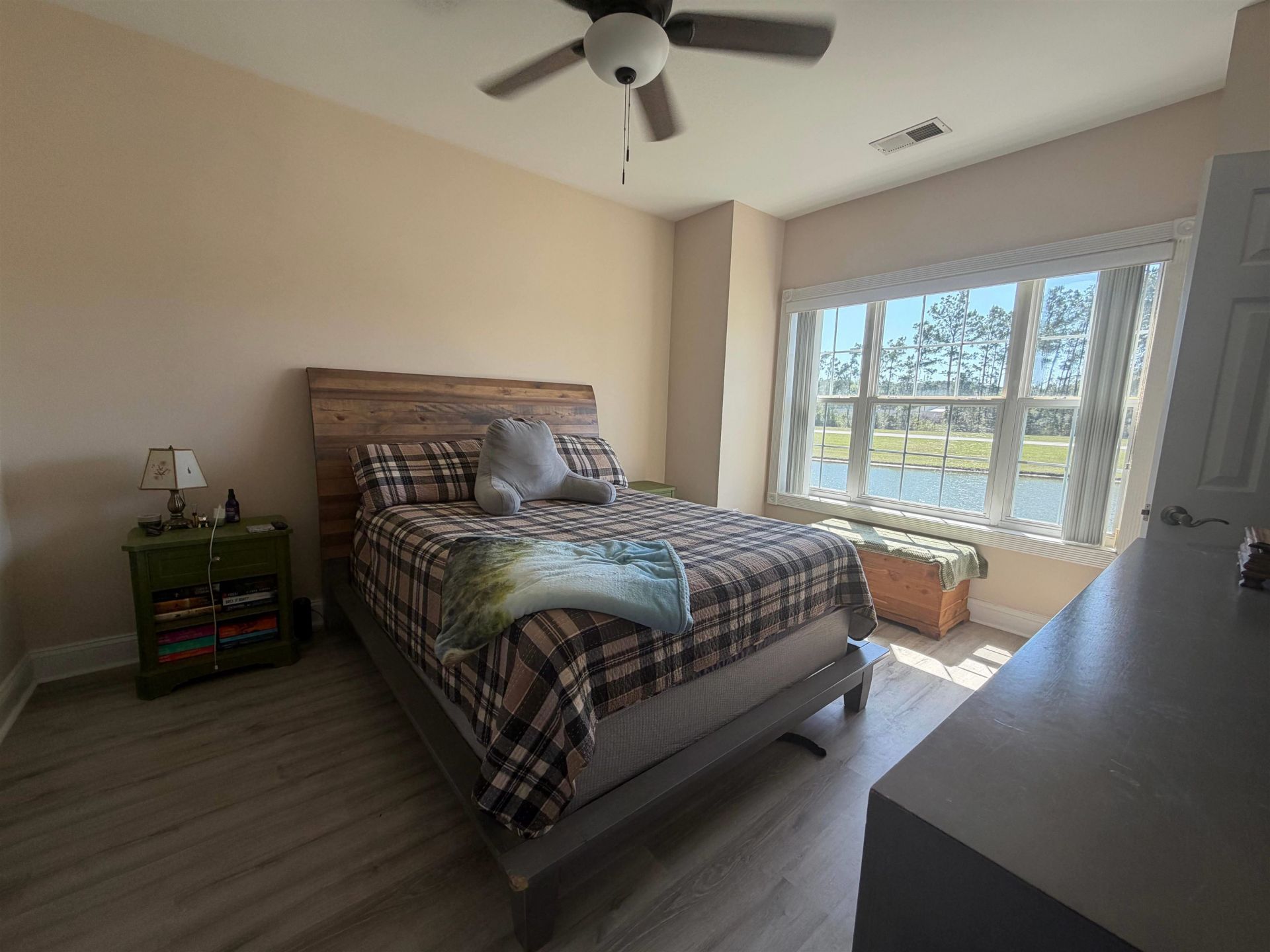 110 South Shore Blvd. Photo 17