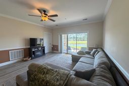 110 South Shore Blvd. photo 4