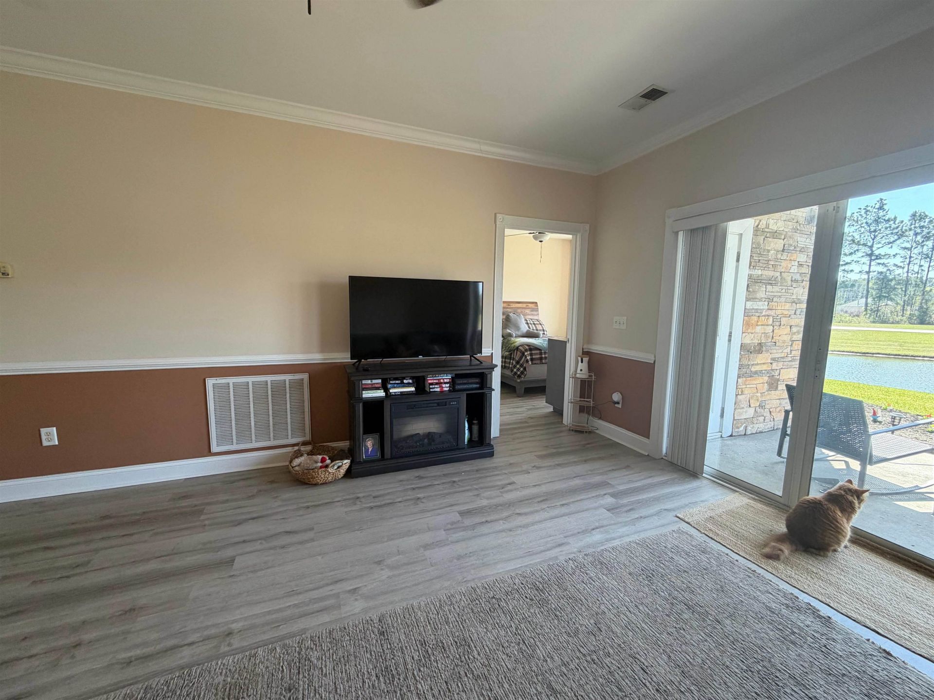 110 South Shore Blvd. Photo 4