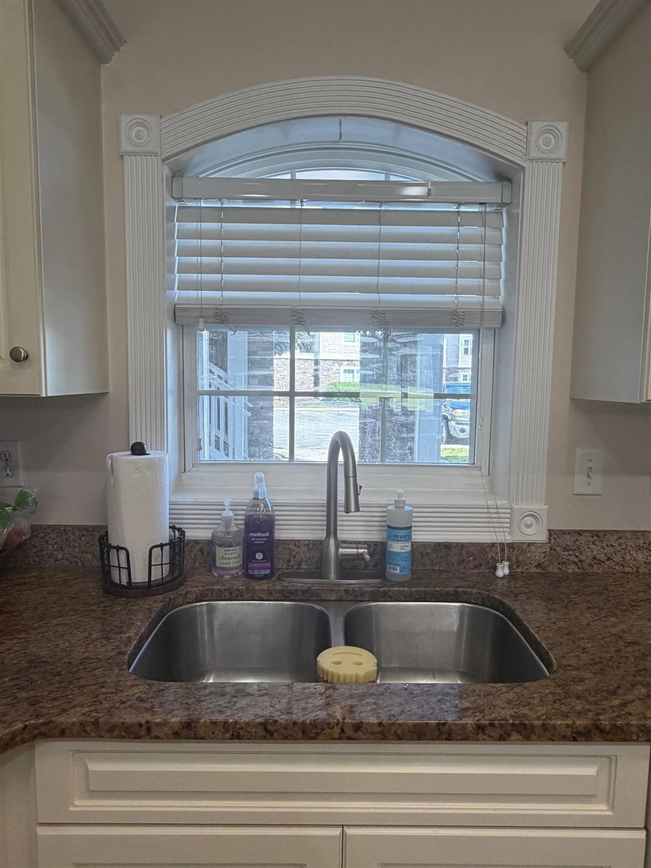 110 South Shore Blvd. Photo 5