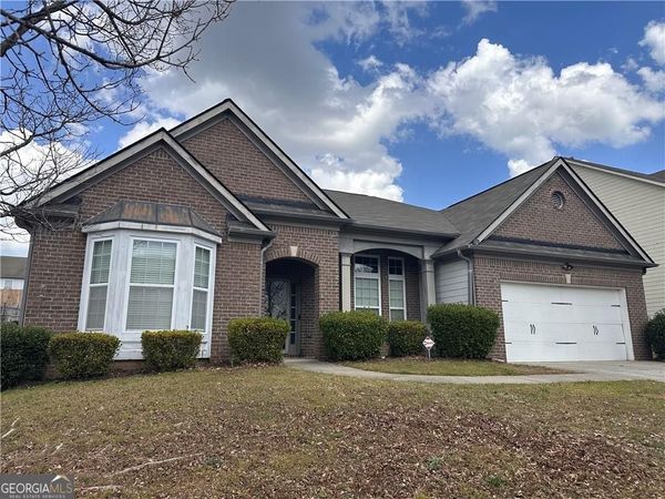 825 Stonehaven Road SW, South Fulton, GA 30331