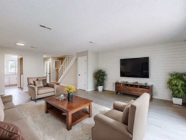 627 Rockwood Dr , Hermitage, TN 37076