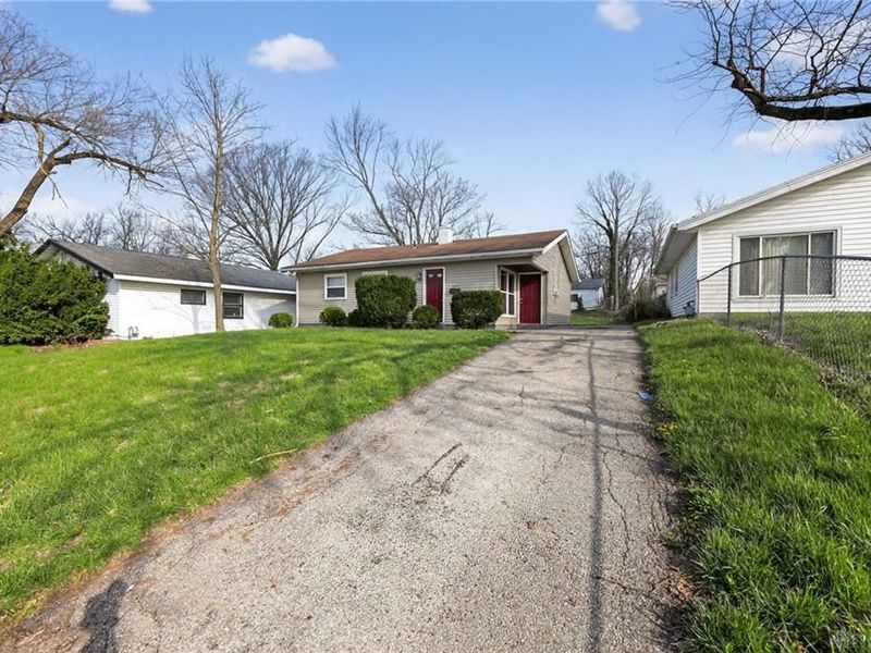 4075 Middlehurst Lane, Dayton, OH 45406 Photo 3