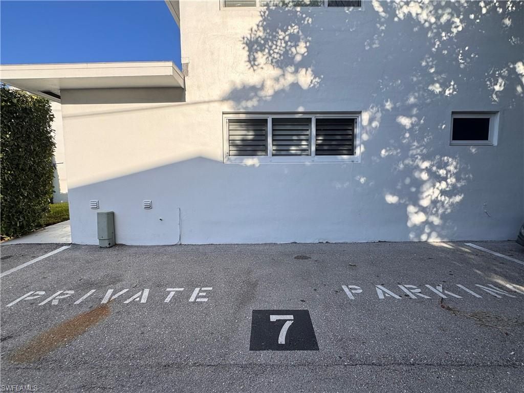 546 4th Ave S, Unit 7, Naples, FL 34102 Photo