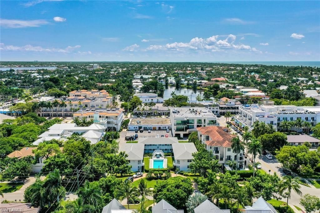 546 4th Ave S, Unit 7, Naples, FL 34102 Photo