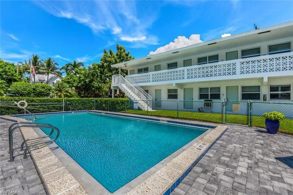 546 4th Ave S, Unit 7, Naples, FL 34102 Photo