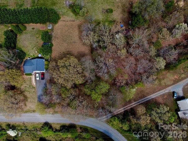 3053 11th Avenue Drive NE, Conover, NC 28613