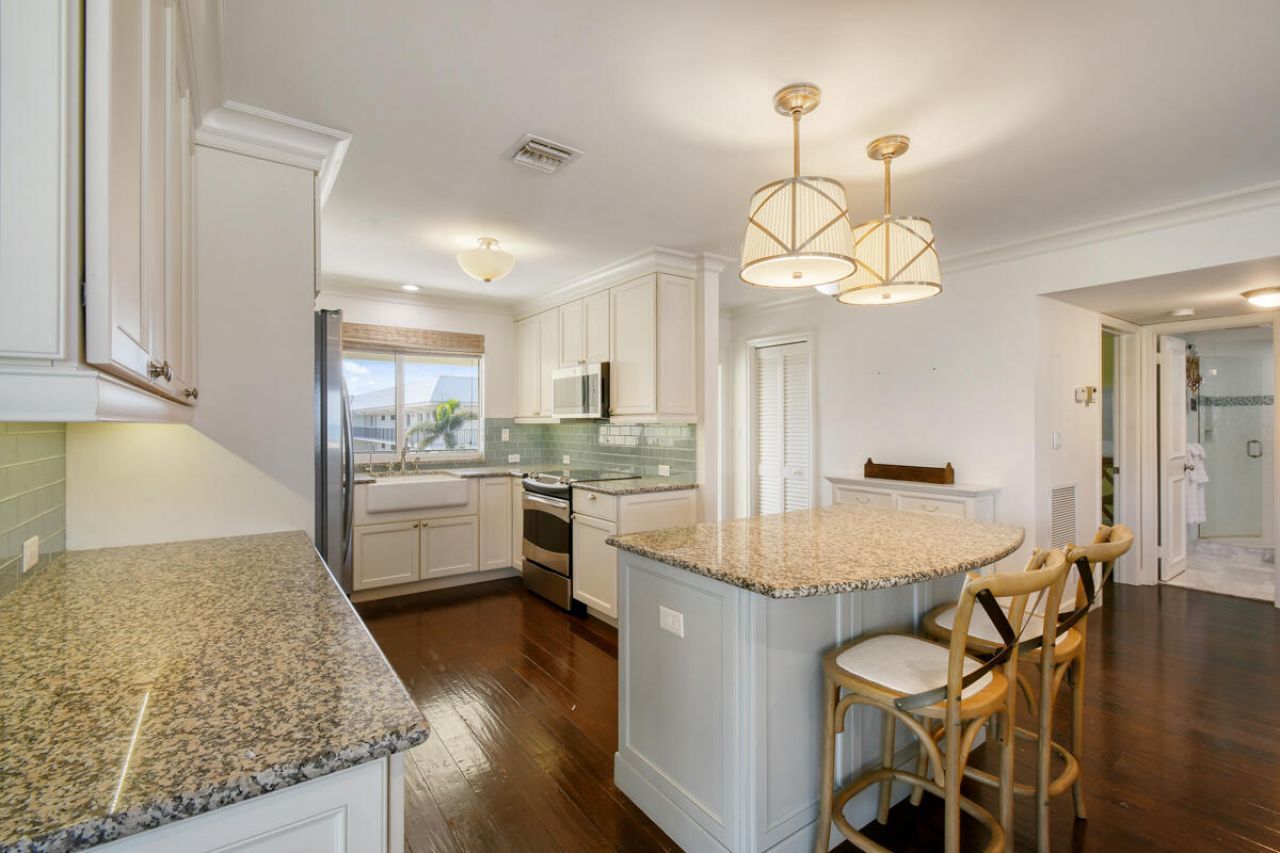 325 S Beach Road, Unit 301, Tequesta, FL 33469 Photo