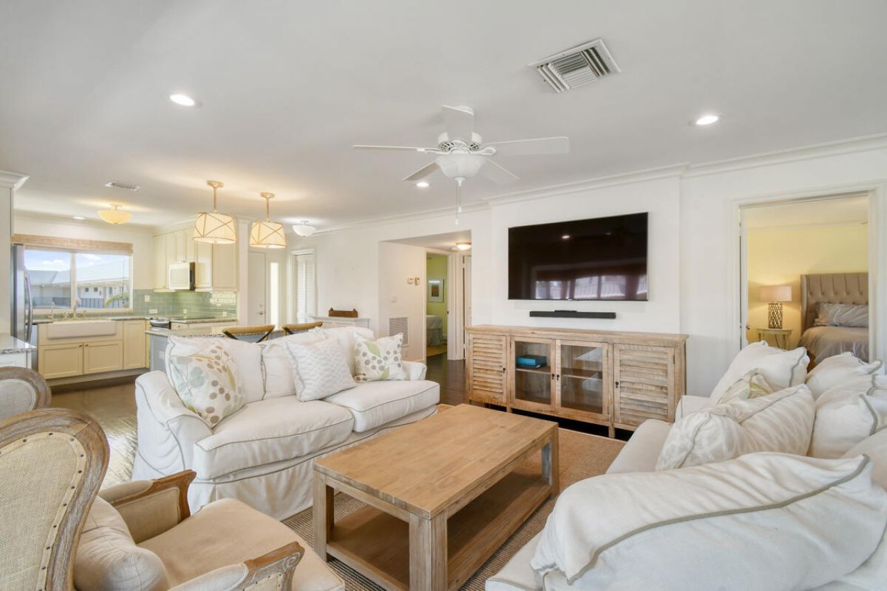 325 S Beach Road, Unit 301, Tequesta, FL 33469 Photo