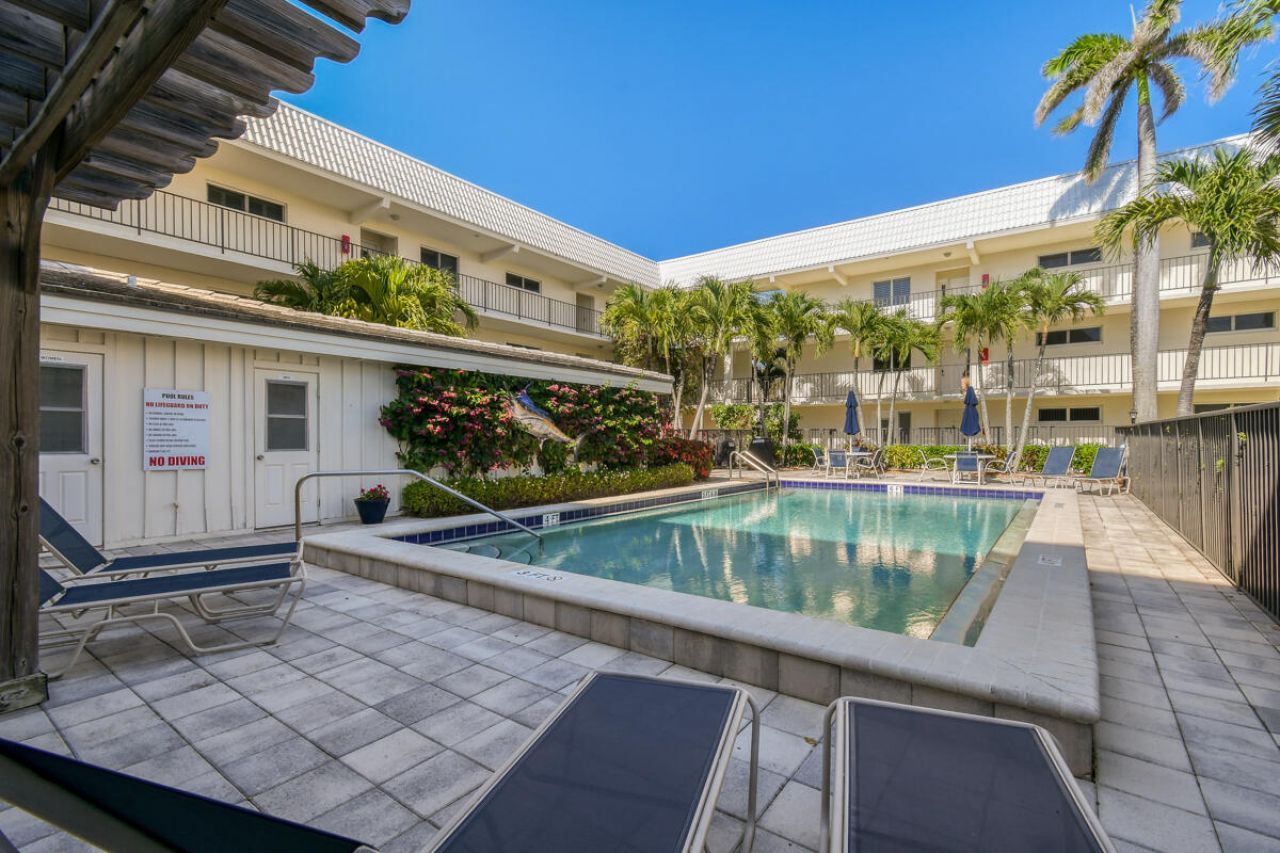 325 S Beach Road, Unit 301, Tequesta, FL 33469 Photo