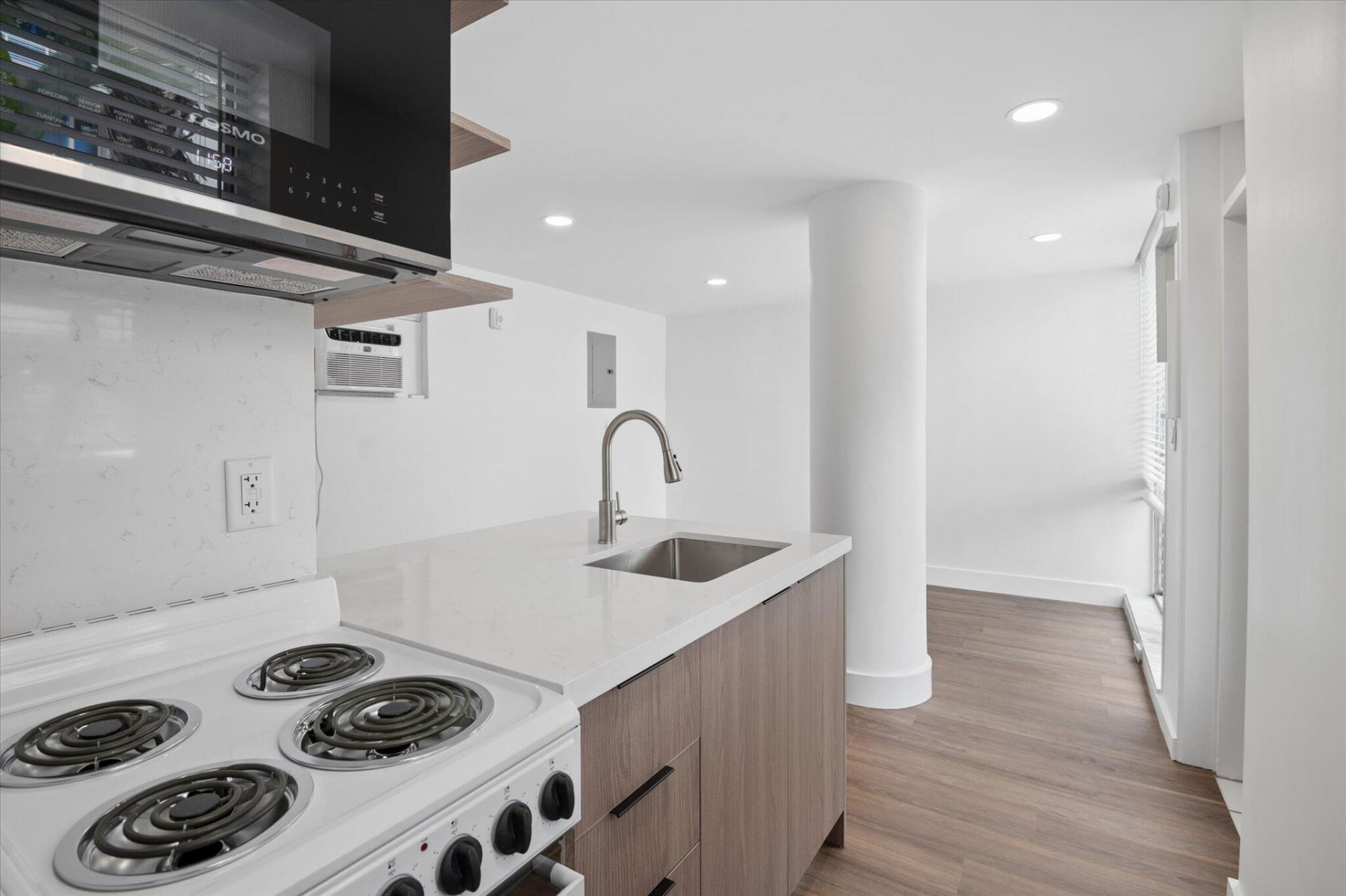 524 Orton Avenue, Unit 101, Fort Lauderdale, FL 33304 Photo