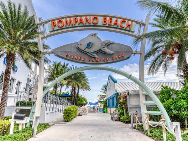 221 SE 9th Avenue, Unit 203, Pompano Beach, FL 33060