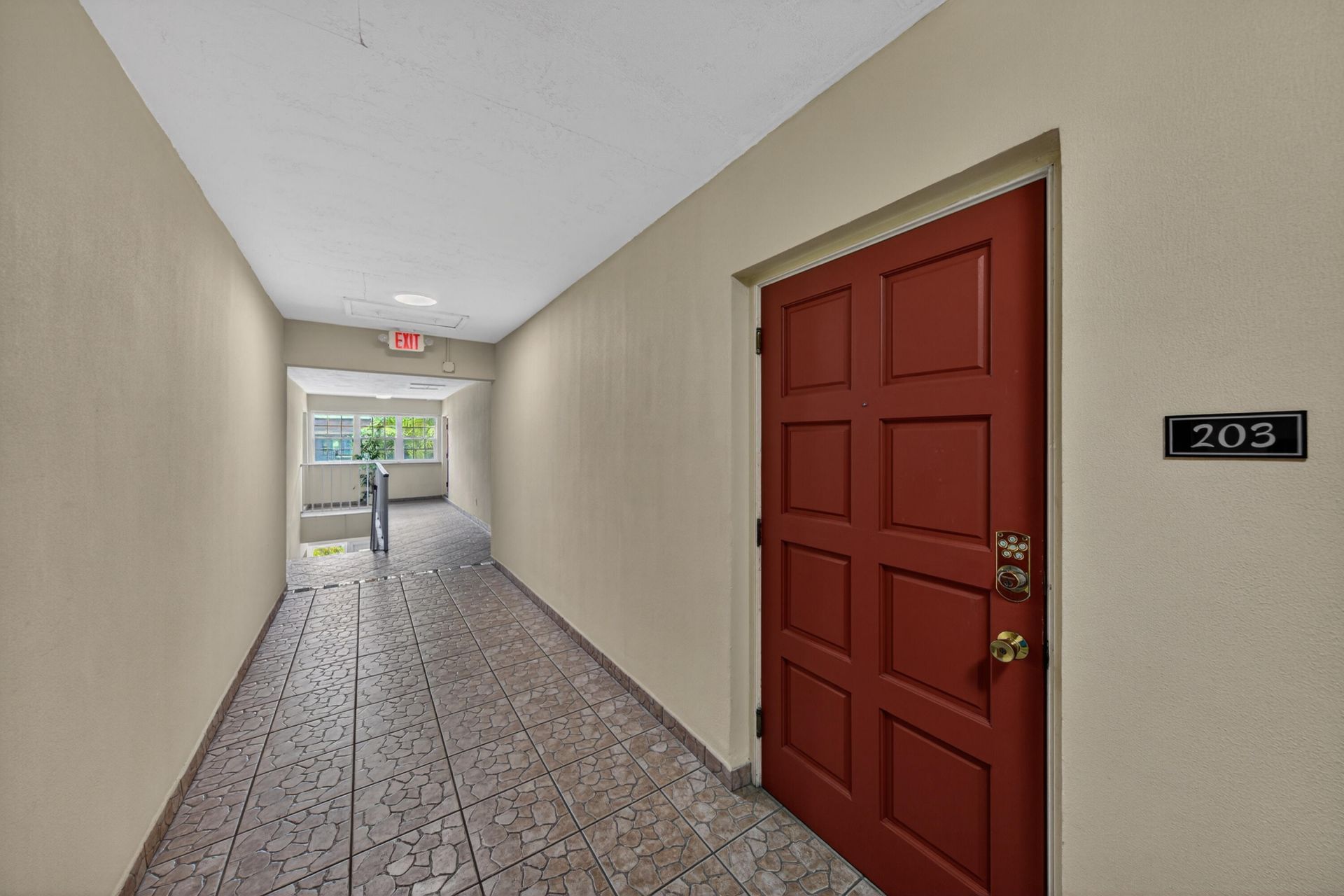 221 SE 9th Avenue, Unit 203, Pompano Beach, FL 33060 Photo