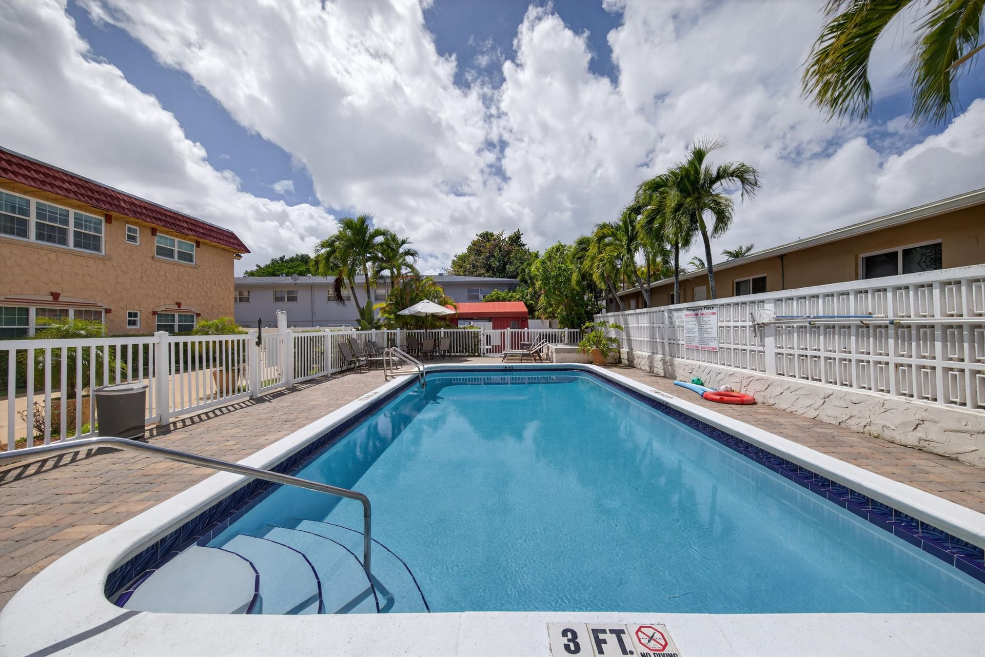 221 SE 9th Avenue, Unit 203, Pompano Beach, FL 33060 Photo