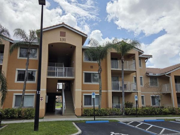 131 SW Palm Drive, Unit 206, Port St. Lucie, FL 34986