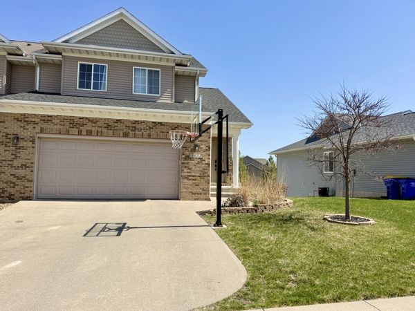 1572 Sadler Drive, North Liberty, IA 52317