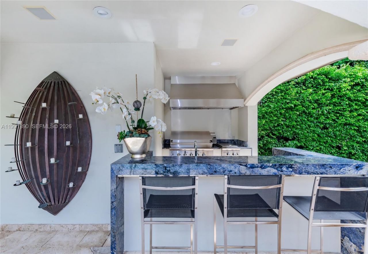 174 Isla Dorada Blvd, Coral Gables, FL 33143 Photo