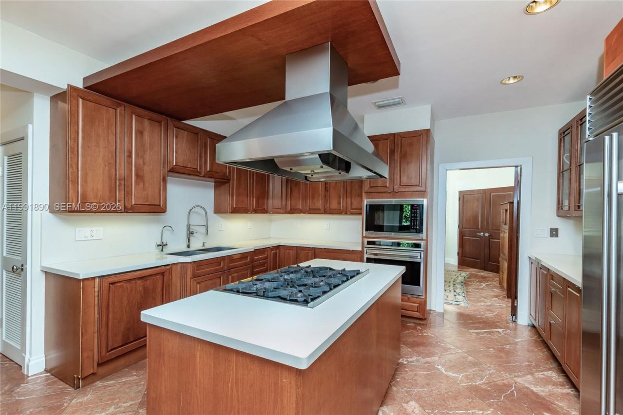 174 Isla Dorada Blvd, Coral Gables, FL 33143 Photo