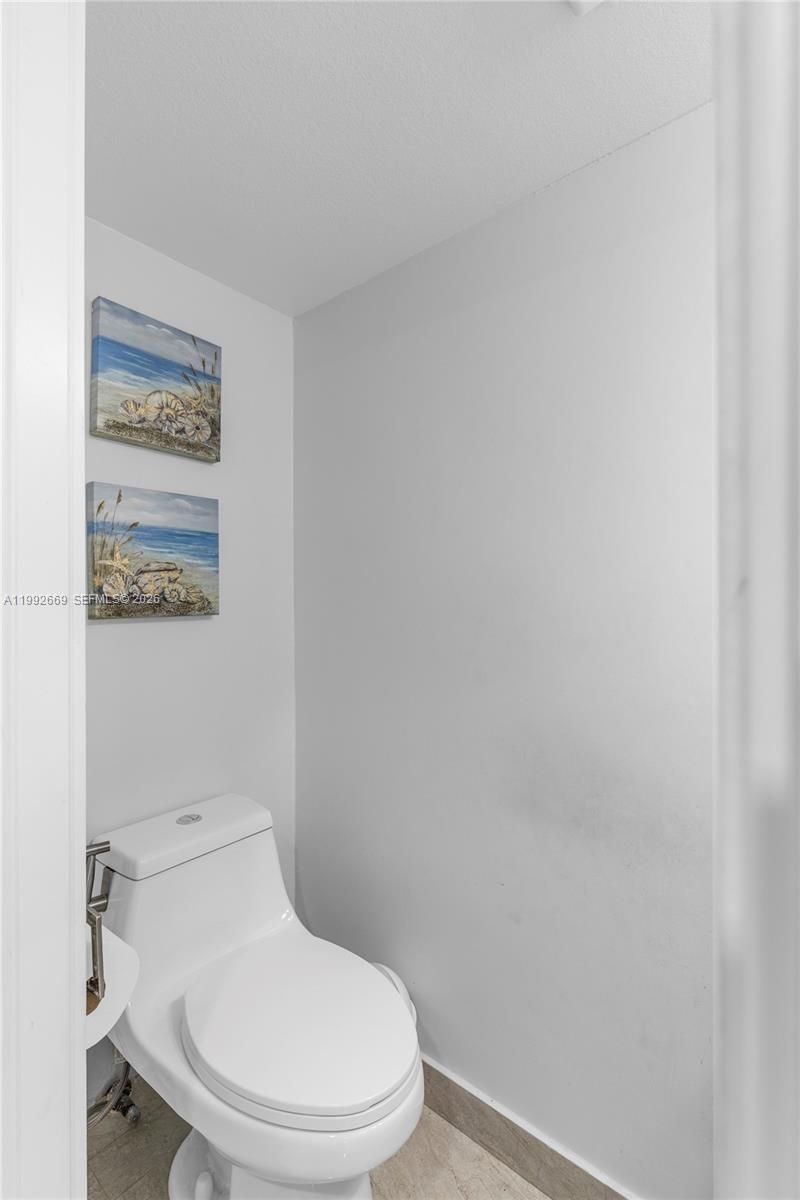 8920 Palm Tree Ln, Unit 8920, Pembroke Pines, FL 33024 Photo