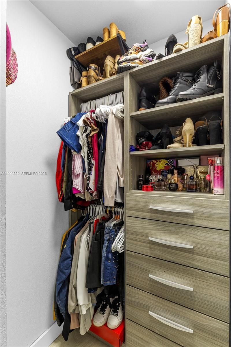 8920 Palm Tree Ln, Unit 8920, Pembroke Pines, FL 33024 Photo