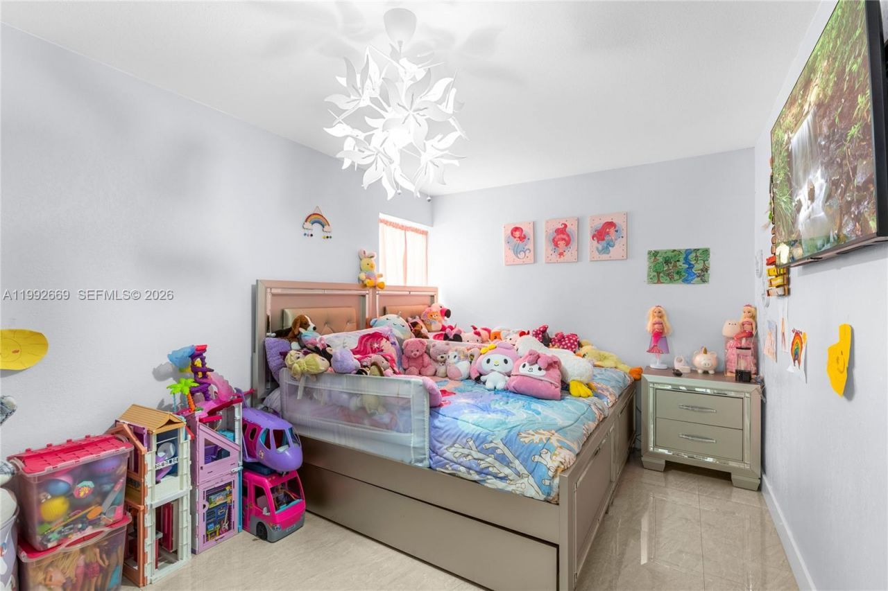 8920 Palm Tree Ln, Unit 8920, Pembroke Pines, FL 33024 Photo