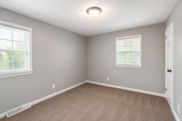 119 Belknap Road photo 4