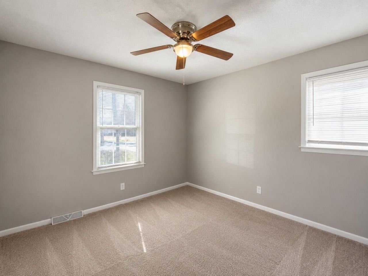 119 Belknap Road Photo 6