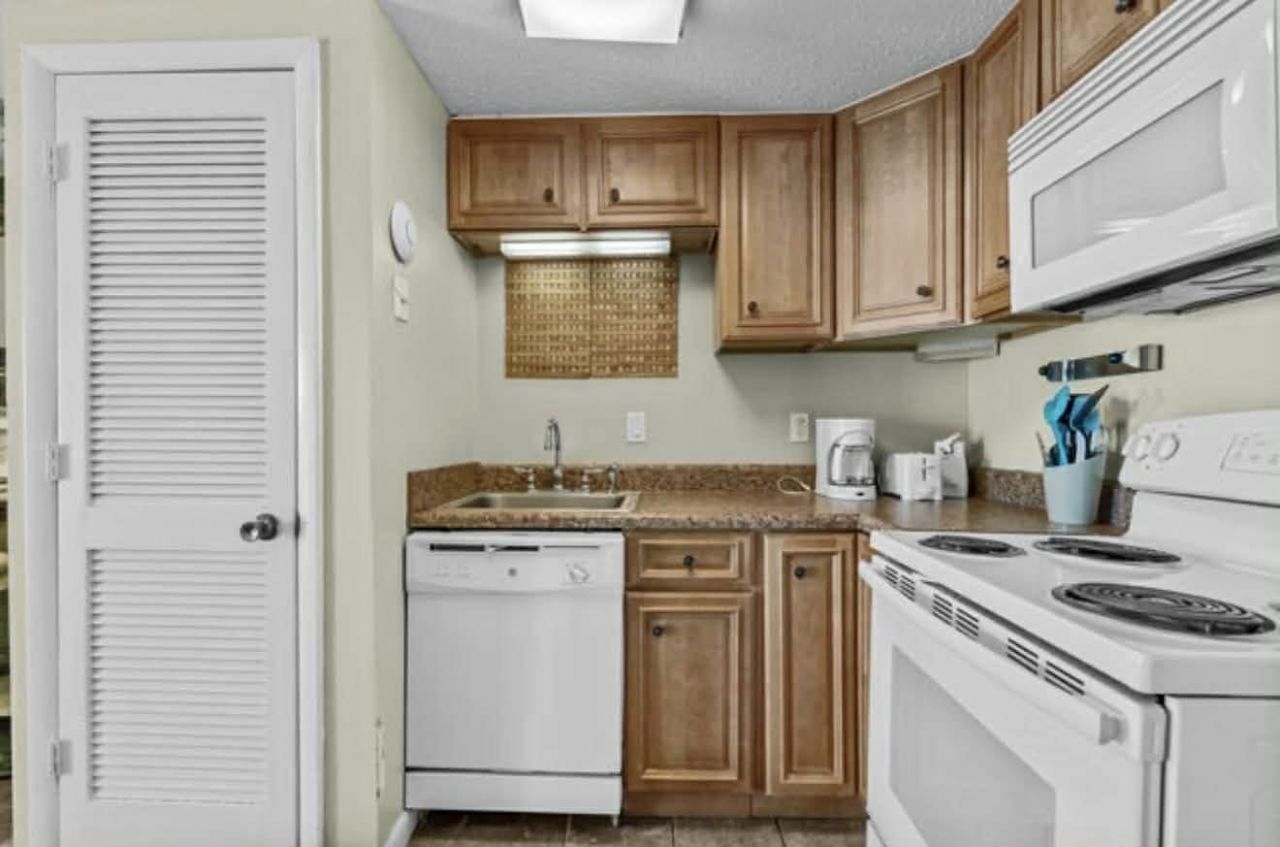 5905 S Kings Hwy. Photo 14