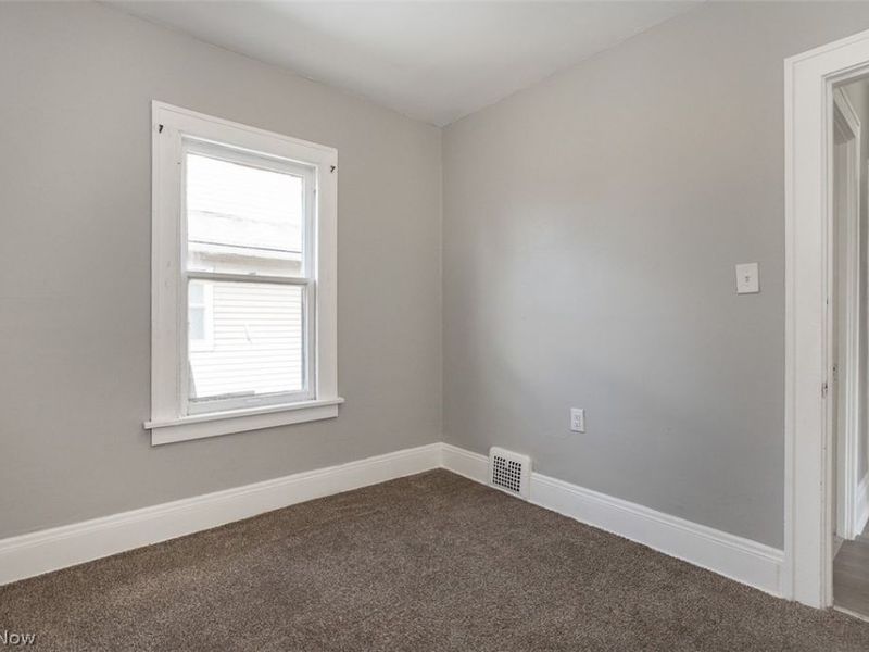 14112 Edgewood Avenue , Cleveland, OH 44128 Photo 22