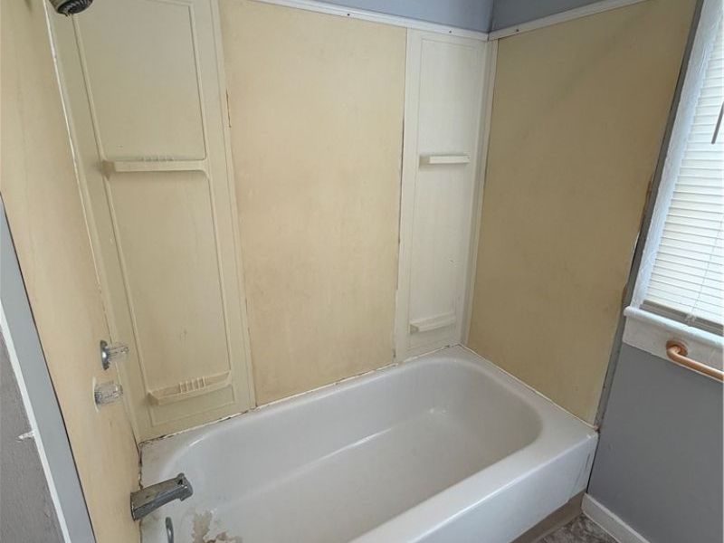 155 Garfield Avenue , Unit 1/2, East Palestine, OH 44413 Photo 12