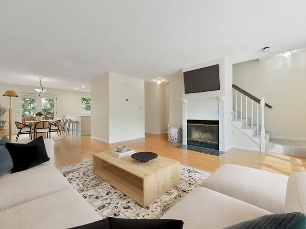 1045 Washington Street, Unit 2, Newton, MA 02465