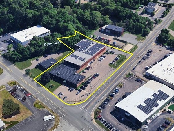 1034 Pearl St, Brockton, MA 02301