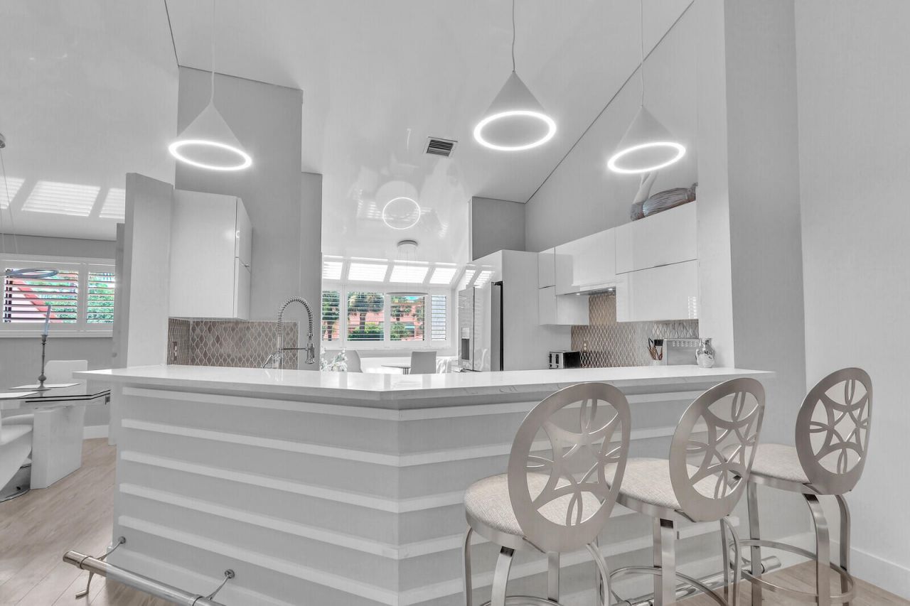 204 Sea Oats Drive, Unit F, Juno Beach, FL 33408 Photo