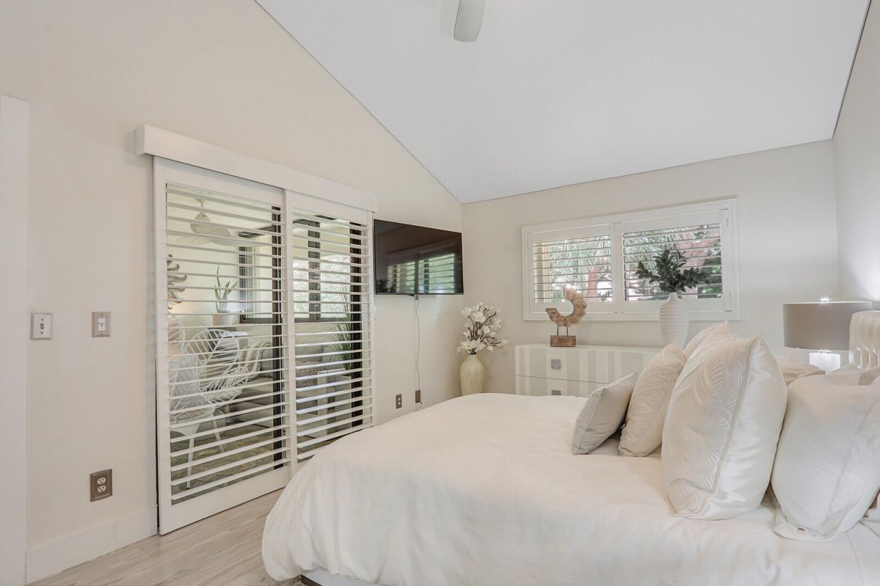 204 Sea Oats Drive, Unit F, Juno Beach, FL 33408 Photo