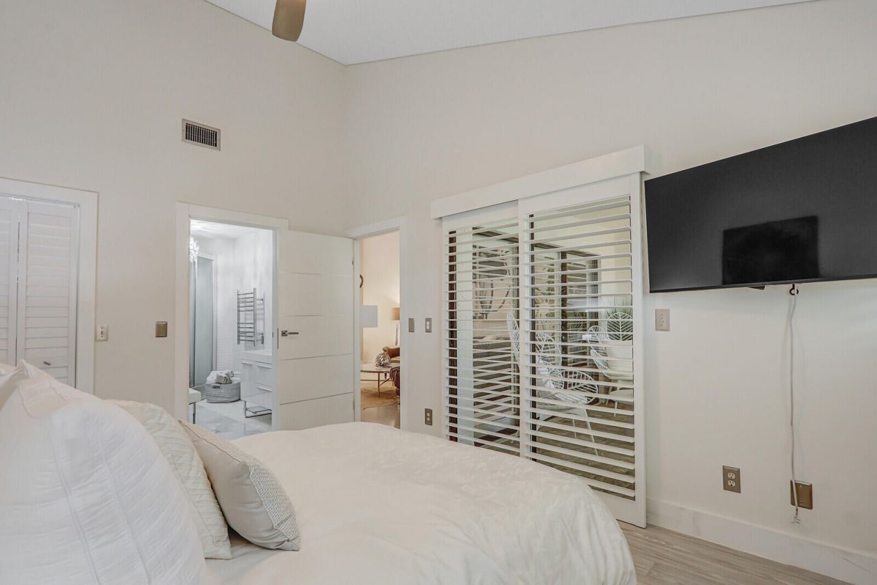 204 Sea Oats Drive, Unit F, Juno Beach, FL 33408 Photo