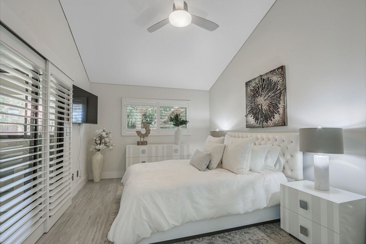 204 Sea Oats Drive, Unit F, Juno Beach, FL 33408 Photo