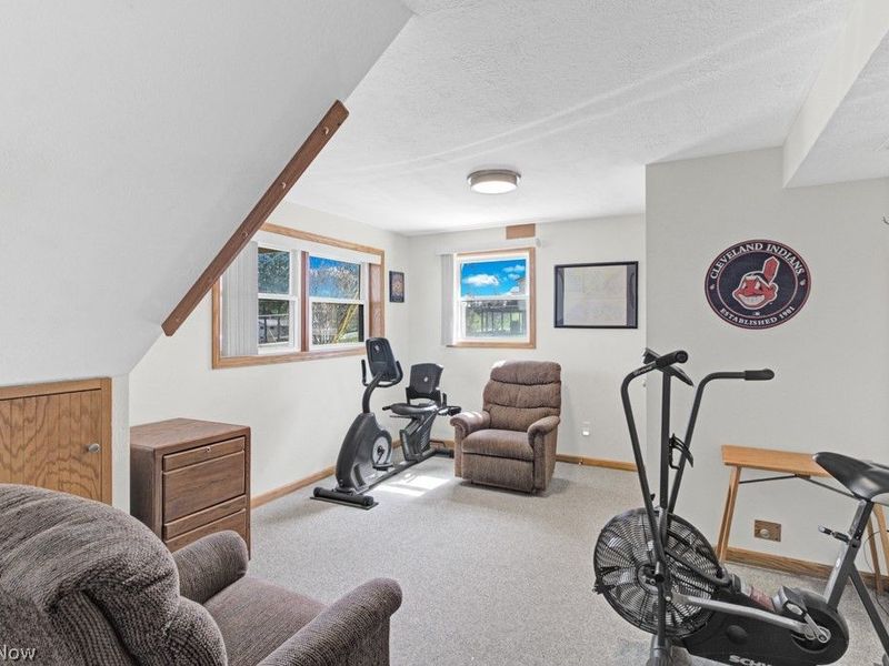 63 W Mohawk Drive , Malvern, OH 44644 Photo 18