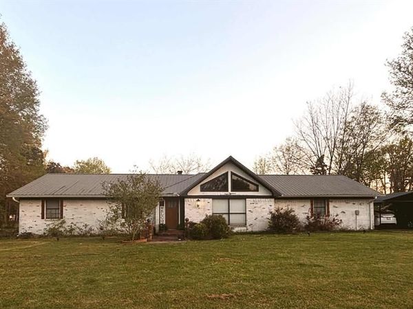 402 Elm Street, Broken Bow, OK 74728