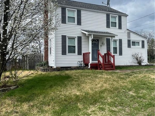 19 Landis Ave , Jeannette, PA 15644