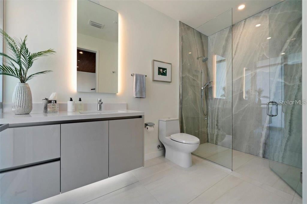 111 Golden Gate Point , Unit 802PH, Sarasota, FL 34236 Photo