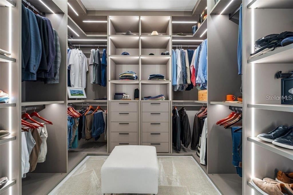 111 Golden Gate Point , Unit 802PH, Sarasota, FL 34236 Photo