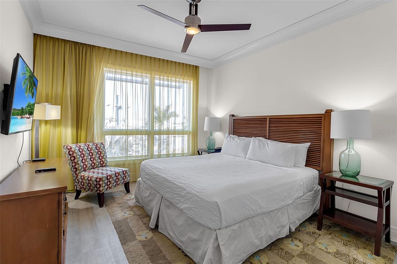 915 Seaside Drive, Unit 310, Sarasota, FL 34242 Photo