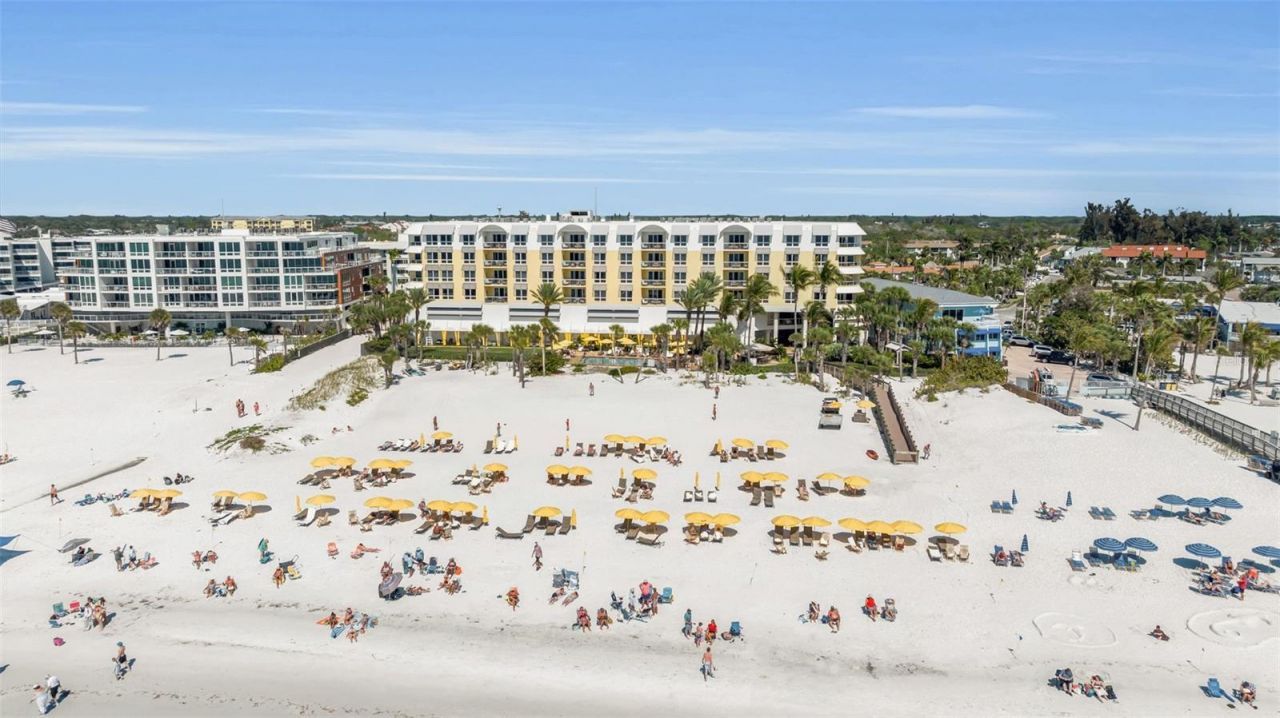 915 Seaside Drive, Unit 310, Sarasota, FL 34242 Photo