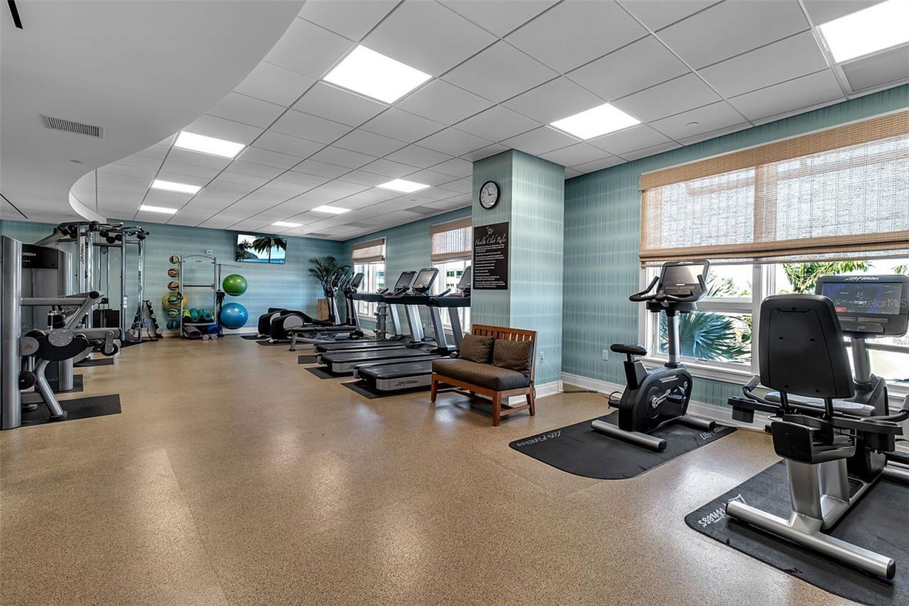 915 Seaside Drive, Unit 310, Sarasota, FL 34242 Photo