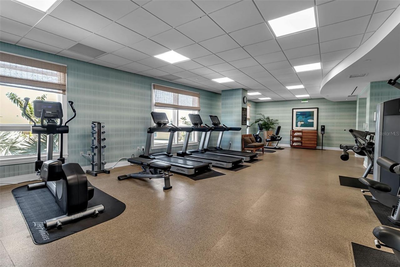 915 Seaside Drive, Unit 310, Sarasota, FL 34242 Photo