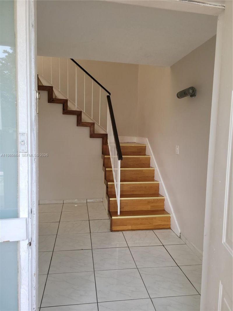 14389 Kendale Lakes Cir , Unit 14389, Miami, FL 33183 Photo