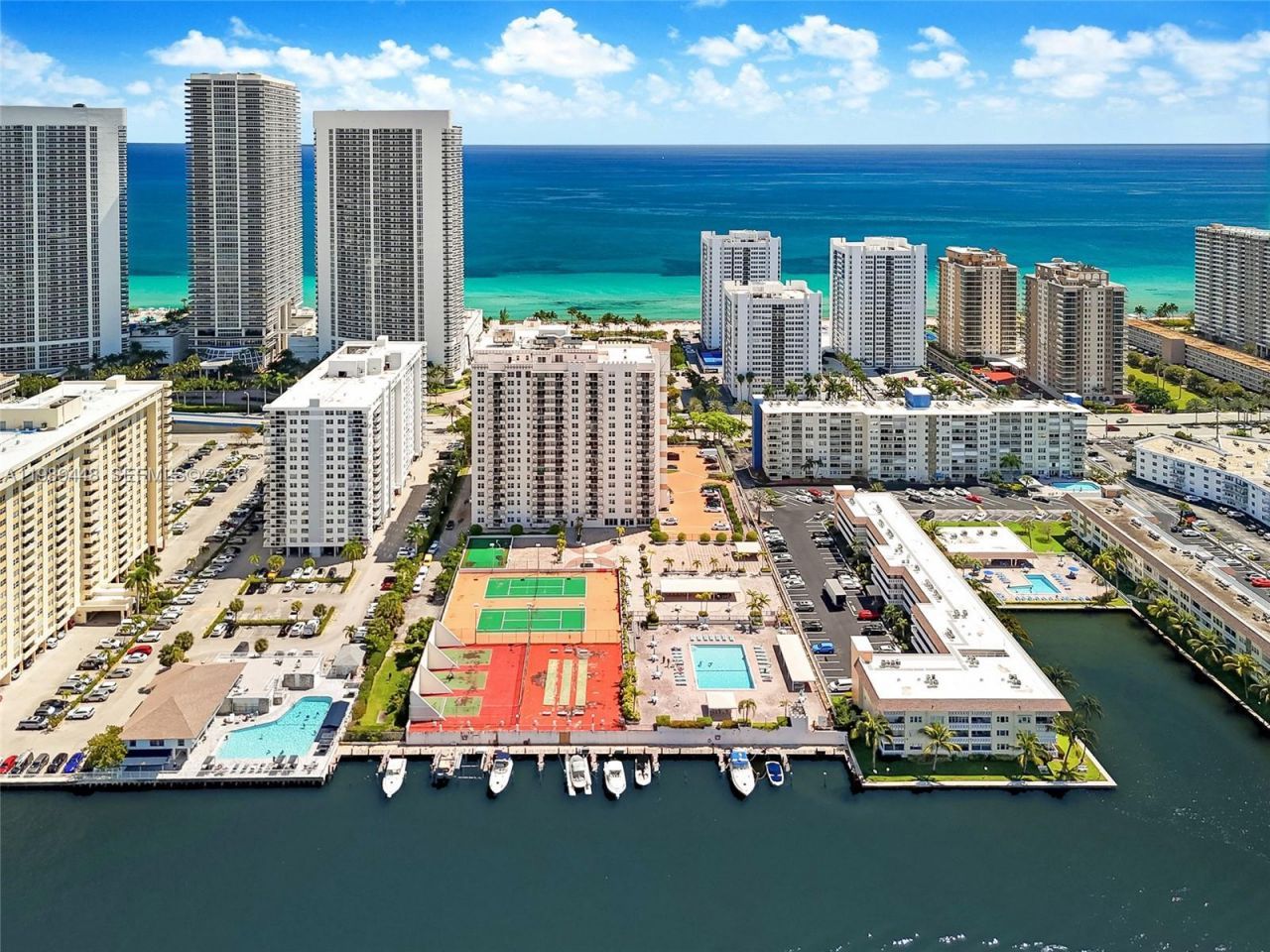 1865 S Ocean Dr, Unit 21C, Hallandale Beach, FL 33009 Photo